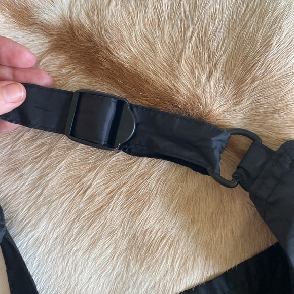 L’Oreal Professionnel Salon Apron - Picture 3 of 4